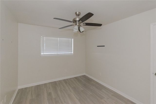 8113 Douglas Dr, Corpus Christi, TX 78409