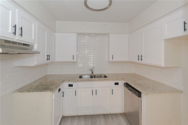 8113 Douglas Dr, Corpus Christi, TX 78409