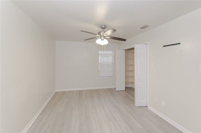 8113 Douglas Dr, Corpus Christi, TX 78409