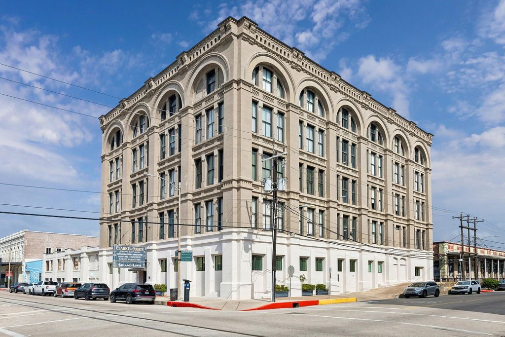 2400 Mechanic Street 100, Galveston, TX 77550