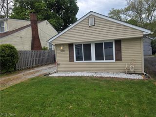 908 Bellevue Drive, Willoughby, OH 44094