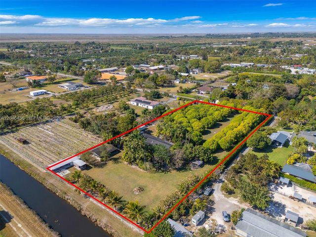 20076 SW 190th St, Miami, FL 33187
