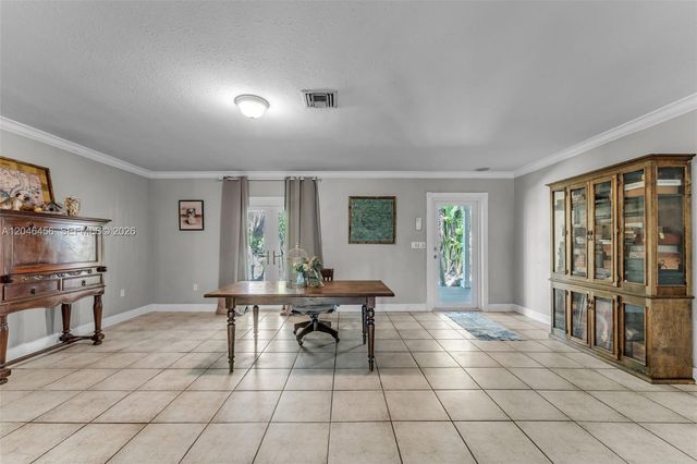 20076 SW 190th St, Miami, FL 33187