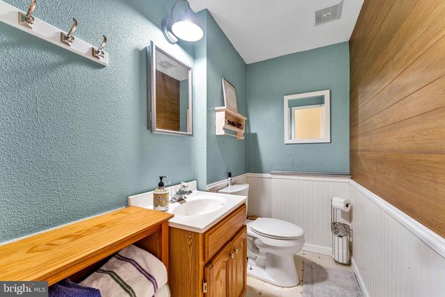 109 CHATHAM ROAD, Mount Laurel, NJ 08054
