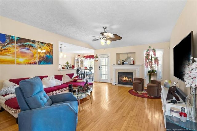 1225 Thistle Gold Drive, Hope Mills, NC 28348