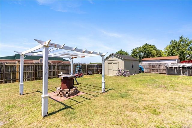 1225 Thistle Gold Drive, Hope Mills, NC 28348