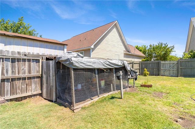 1225 Thistle Gold Drive, Hope Mills, NC 28348