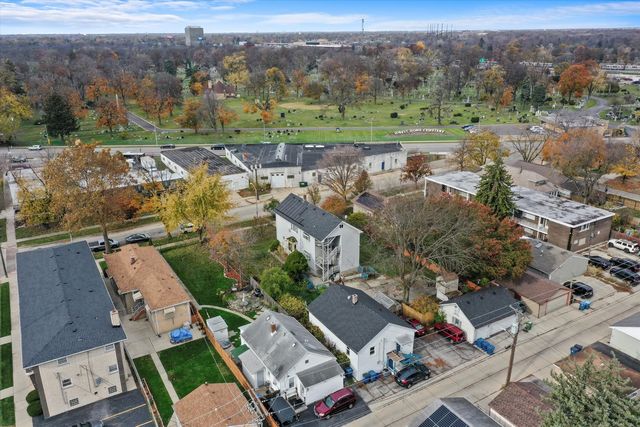 940 Troost Avenue, Forest Park, IL 60130