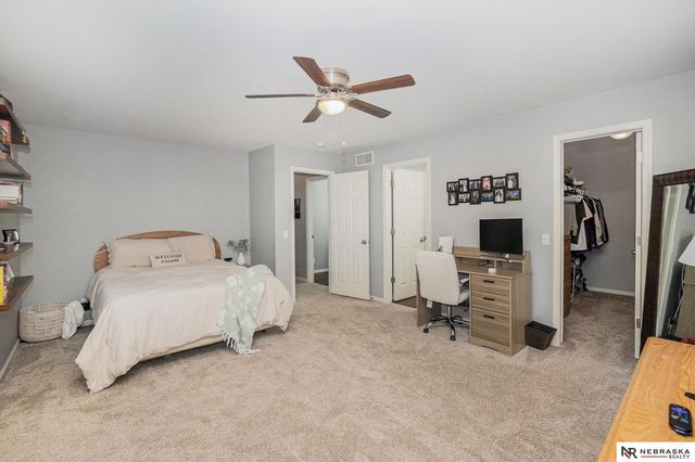 3864 S 190th Street, Omaha, NE 68130