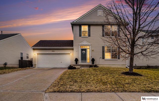 3864 S 190th Street, Omaha, NE 68130