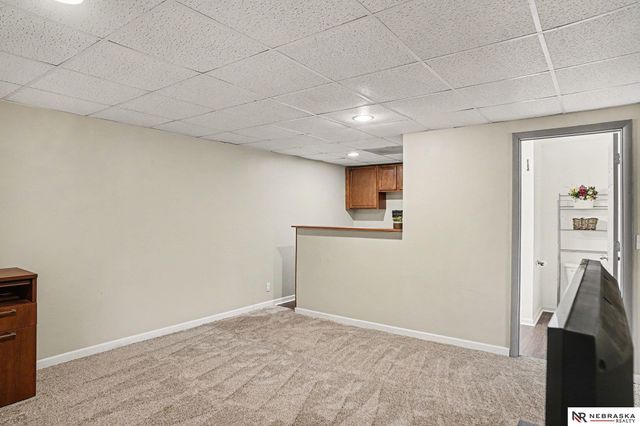 3864 S 190th Street, Omaha, NE 68130