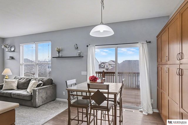 3864 S 190th Street, Omaha, NE 68130