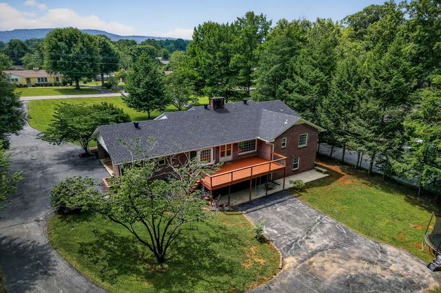 606 Boyd Ave, Mcminnville, TN 37110
