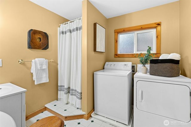 17611 197th Avenue NE, Woodinville, WA 98077