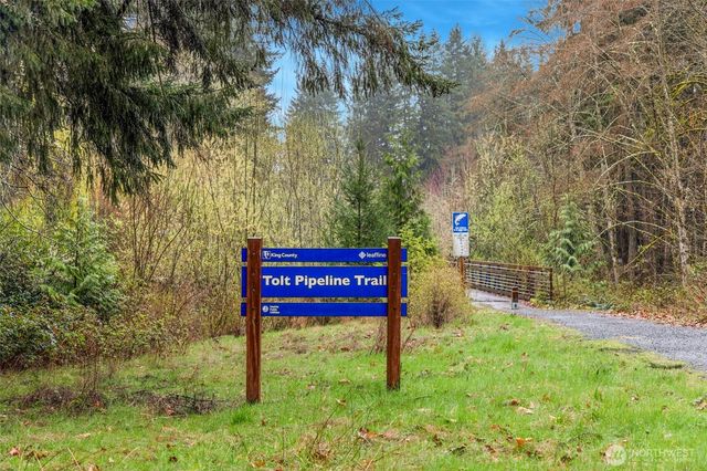 17611 197th Avenue NE, Woodinville, WA 98077