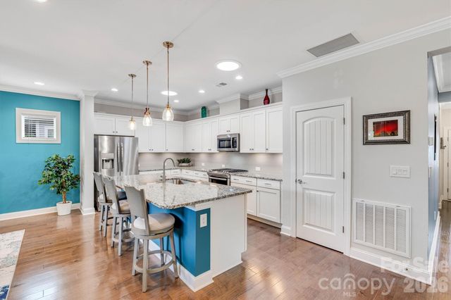 6119 Raven Rock Drive, Denver, NC 28037