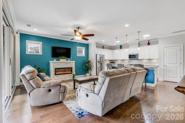 6119 Raven Rock Drive, Denver, NC 28037