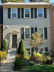 6803 WILD ROSE CT, Springfield, VA 22152