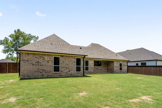 17815 Chaparral Drive, Mabank, TX 75147