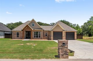 17815 Chaparral Drive, Mabank, TX 75147