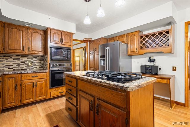 21 Allanview Drive, Batavia City, NY 14020