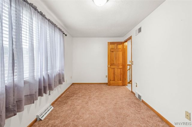 21 Allanview Drive, Batavia City, NY 14020