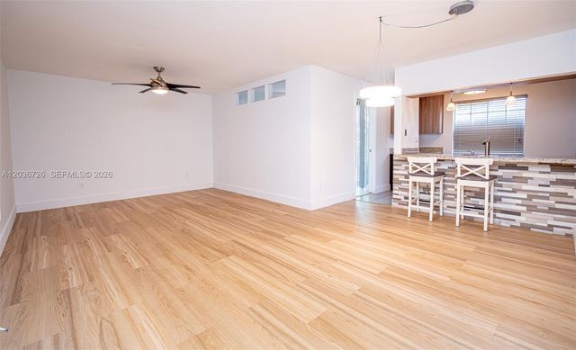 3578 Magellan Cir 232-3, Aventura, FL 33180