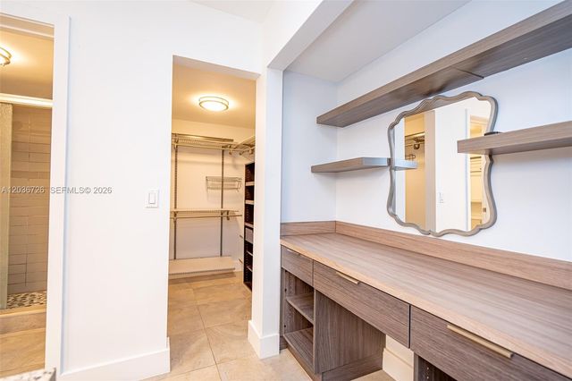3578 Magellan Cir 232-3, Aventura, FL 33180