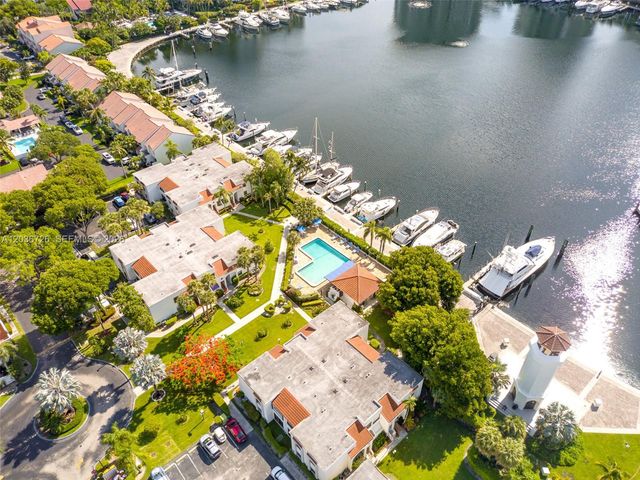 3578 Magellan Cir 232-3, Aventura, FL 33180