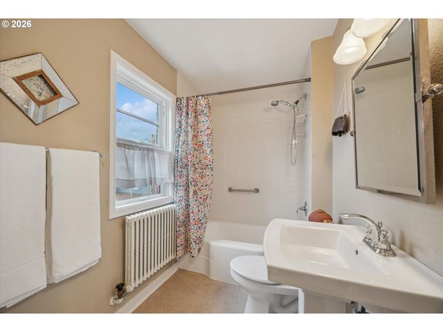 255 Ne 61ST Ave 19, Portland, OR 97213