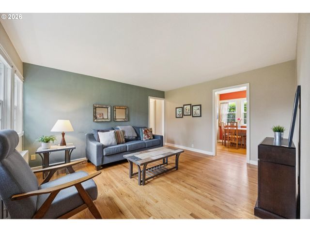 255 Ne 61ST Ave 19, Portland, OR 97213