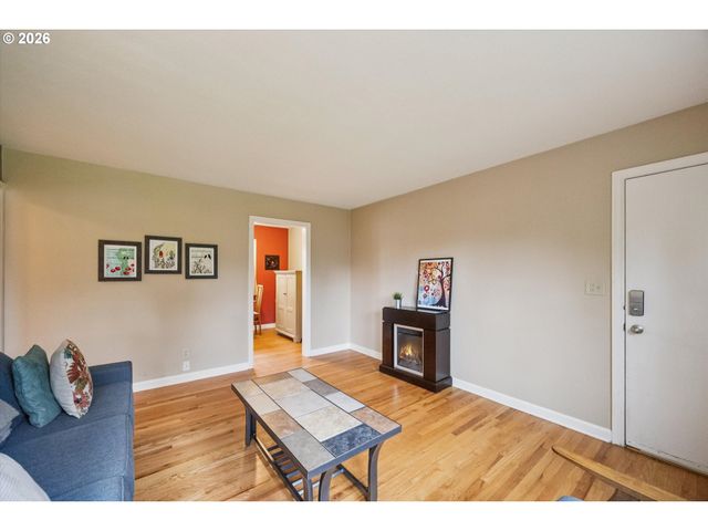 255 Ne 61ST Ave 19, Portland, OR 97213