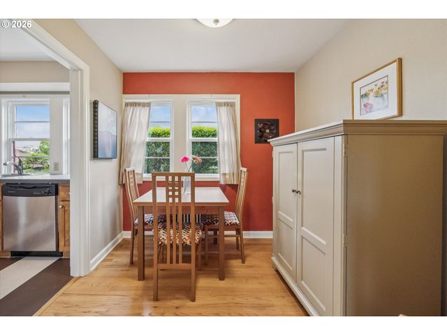 255 Ne 61ST Ave 19, Portland, OR 97213