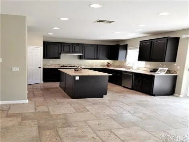 7398 Escallonia Court, Carlsbad, CA 92011