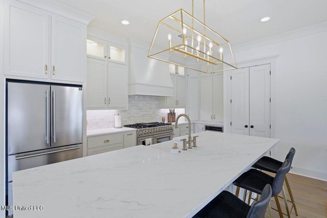 619 Big Valley Loop, Flowood, MS 39232