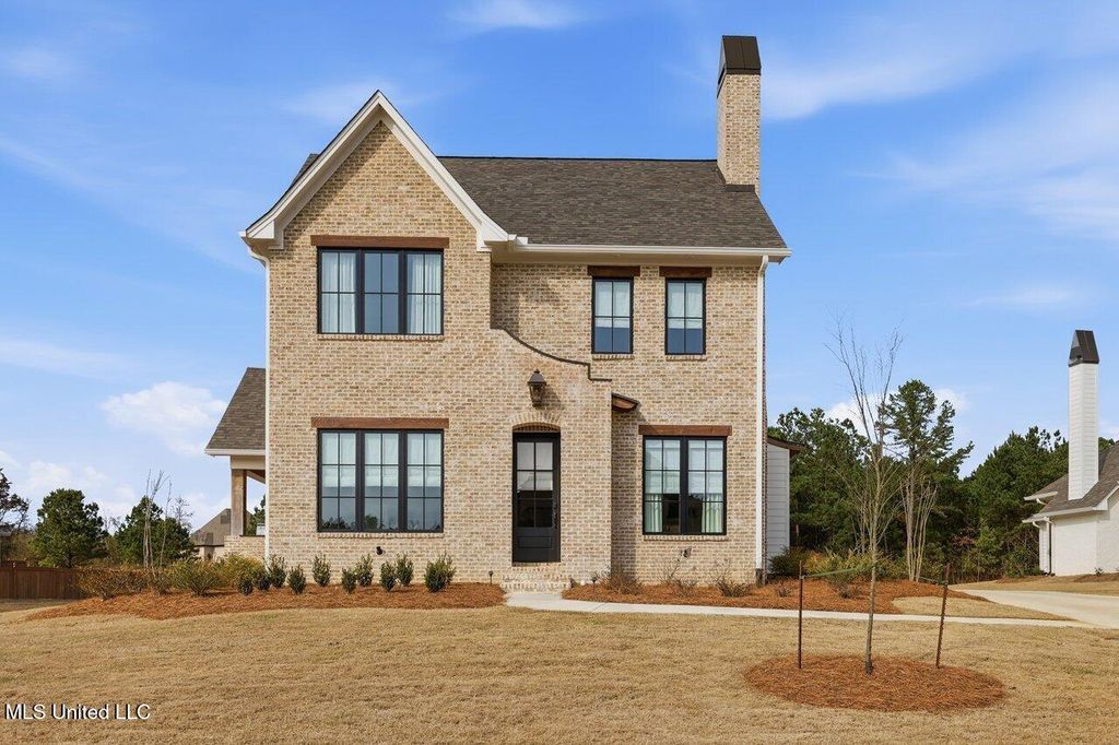 619 Big Valley Loop, Flowood, MS 39232