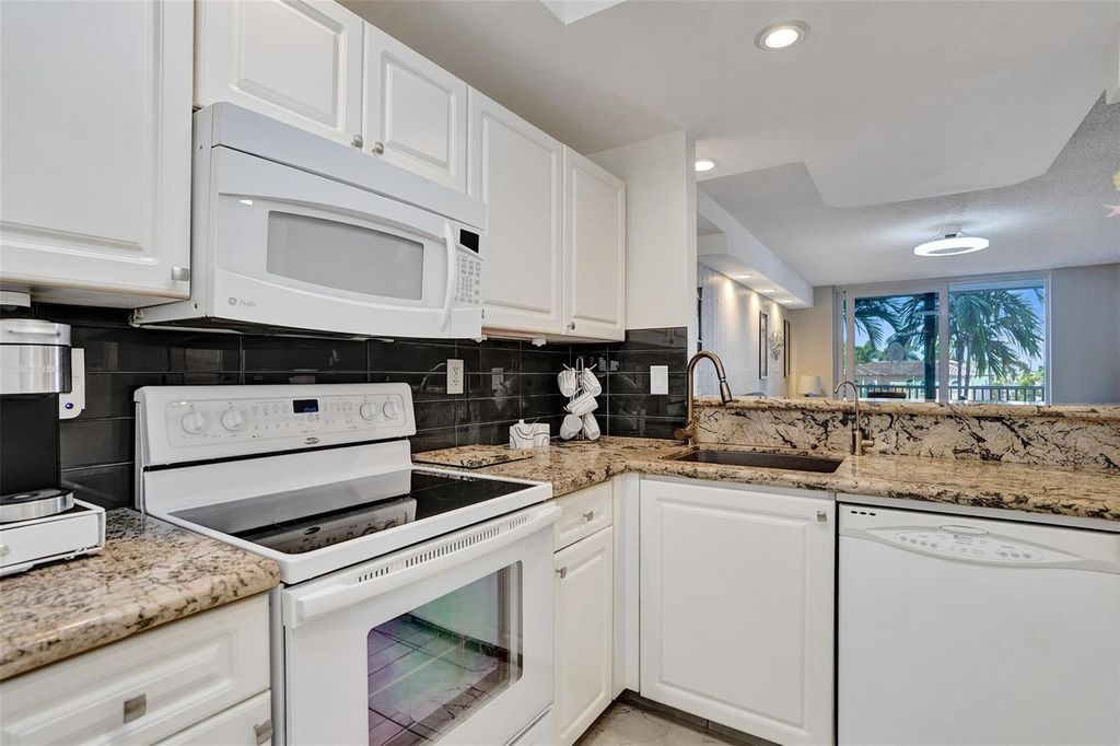 1391 S Ocean Boulevard 309, Pompano Beach, FL 33062