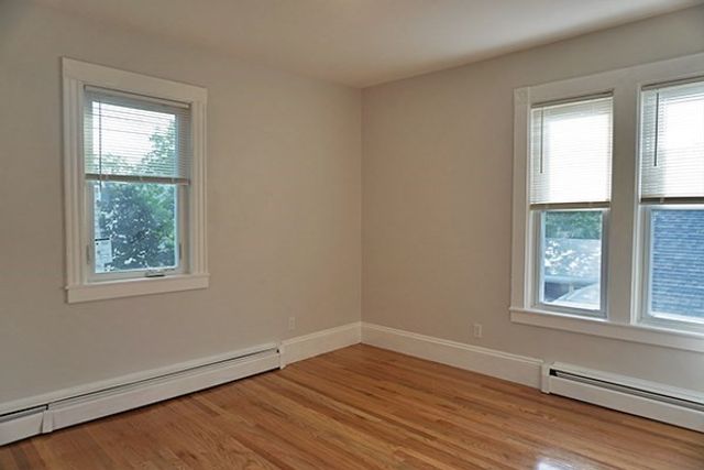 2 Ivaloo St 6B, Somerville, MA 02143