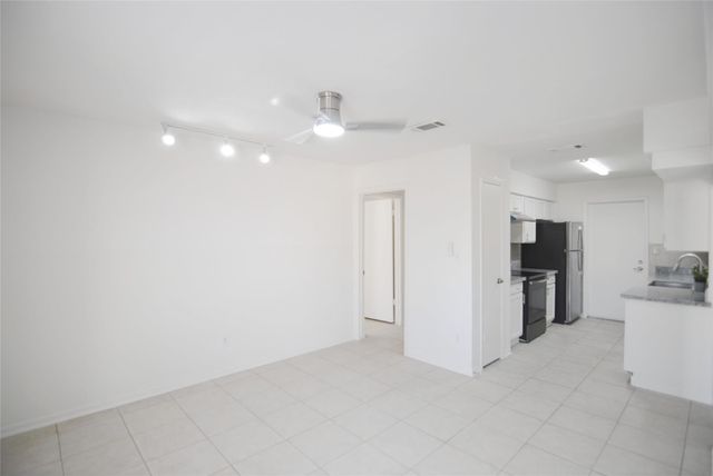 6207 Grandvale Drive, Houston, TX 77072