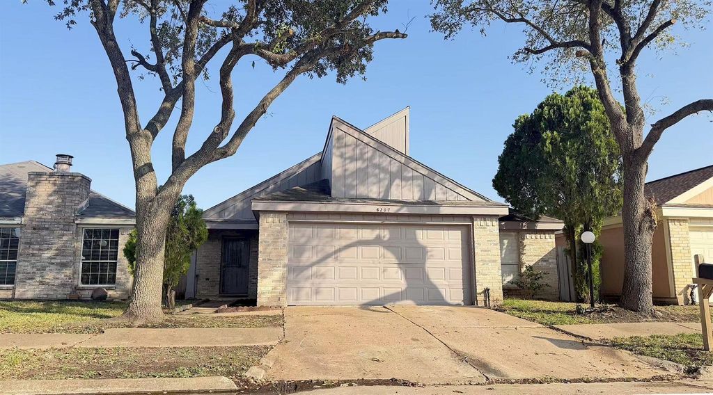6207 Grandvale Drive, Houston, TX 77072
