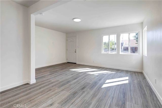 8812 Laurel Canyon Boulevard, Sun Valley, CA 91352