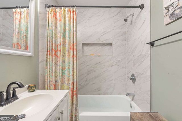 206 E 5th Avenue, Winder, GA 30680