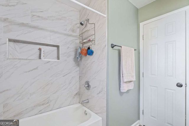 206 E 5th Avenue, Winder, GA 30680