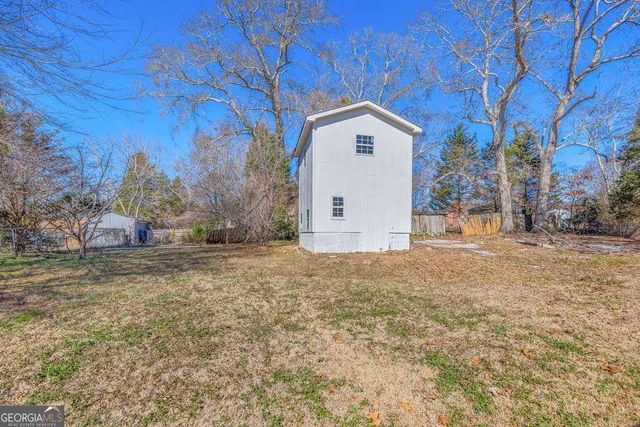 206 E 5th Avenue, Winder, GA 30680