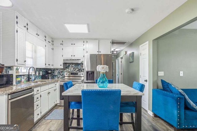 206 E 5th Avenue, Winder, GA 30680