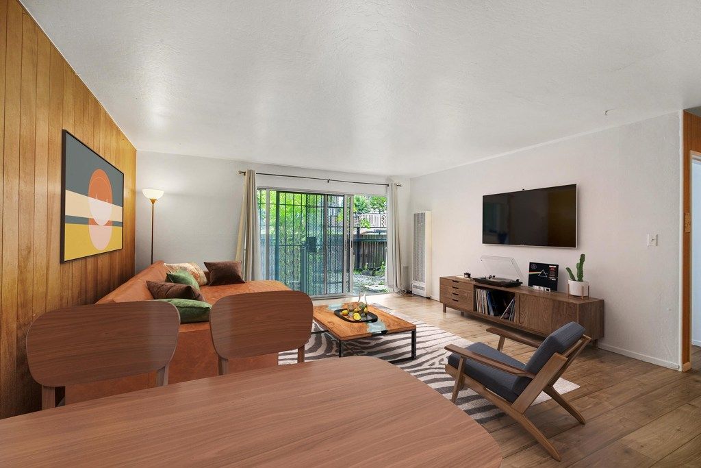 Image 2 of property listing at 1540 1540 Ofarrell St 1, San Francisco, CA 94115