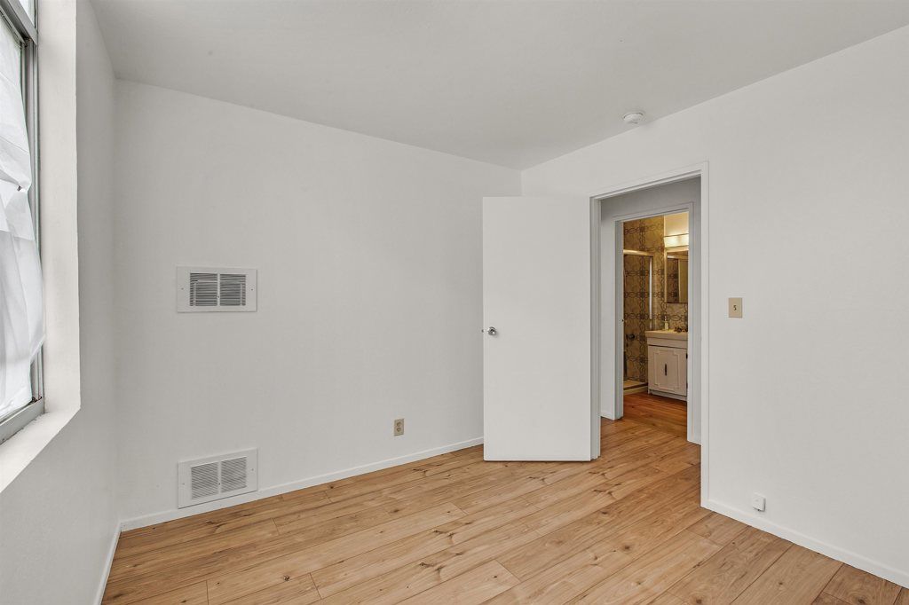 Image 8 of property listing at 1540 1540 Ofarrell St 1, San Francisco, CA 94115