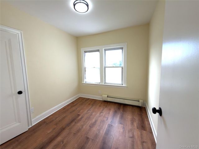 517 laurelton blvd, Long Beach, NY 11561
