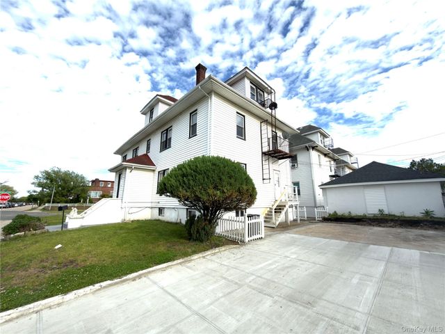 517 laurelton blvd, Long Beach, NY 11561