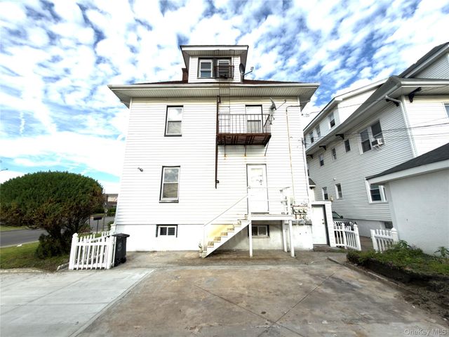 517 laurelton blvd, Long Beach, NY 11561